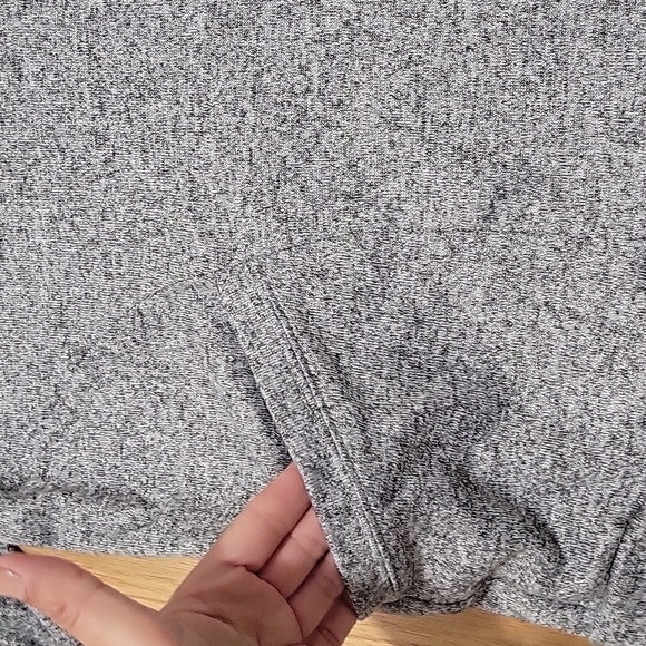 Old Navy Active Womens Cowl Neck Sweatshirt Size small - Picture 3 of 7